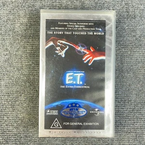 E.T. The Extra Terrestrial Remastered Edition VHS Video with Interviews - Picture 1 of 7