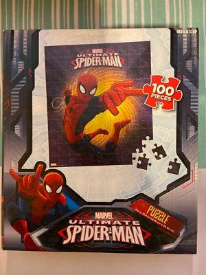 Rompecabezas Marvel Ultimate Spider-man 100 piezas edificios de escalada por la noche Foto 1 de 4