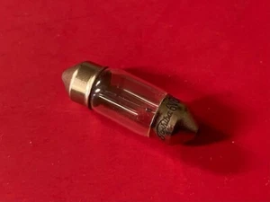 BRIDGESTONE SCOOTER • NOS 6V 8W Festón Stop Bombilla BS7 BS-7S 7S BS 7 S - Imagen 1 de 1