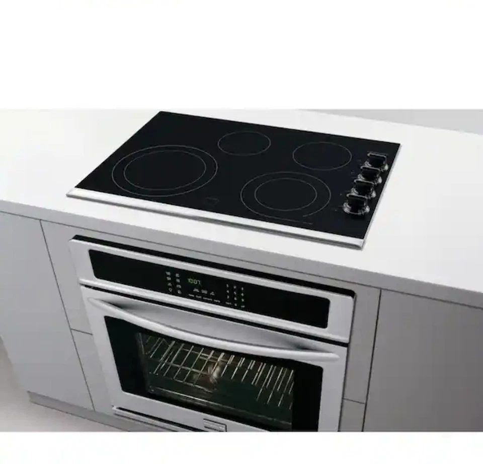 ✨ Frigidaire 30 pulgadas Estufa eléctrica en color negro con 4 elementos de quemador FFEC3025US Foto 1 de 4