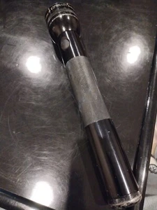 VINTAGE 12 1/4 INCH MAG LITE MAGLITE FLASH LIGHT 3D CELL LED Upgraded BLACK - Picture 1 of 3