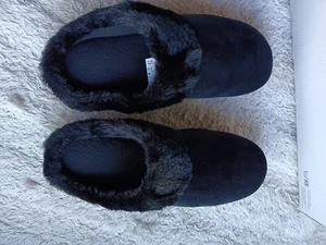 Neue Isotoner Signature Memory Foam Damen Hausschuhe, Größe M (7,5 bis 8) - Bild 1 von 9