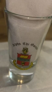 Alpha Chu Omega Vintage Shot Glass 3-1/2"T - Foto 1 di 2