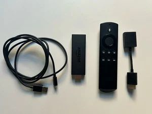 Amazon Fire TV Stick (2. Gen.) LY73PR mit Alexia Sprachfernbedienung - Bild 1 von 1