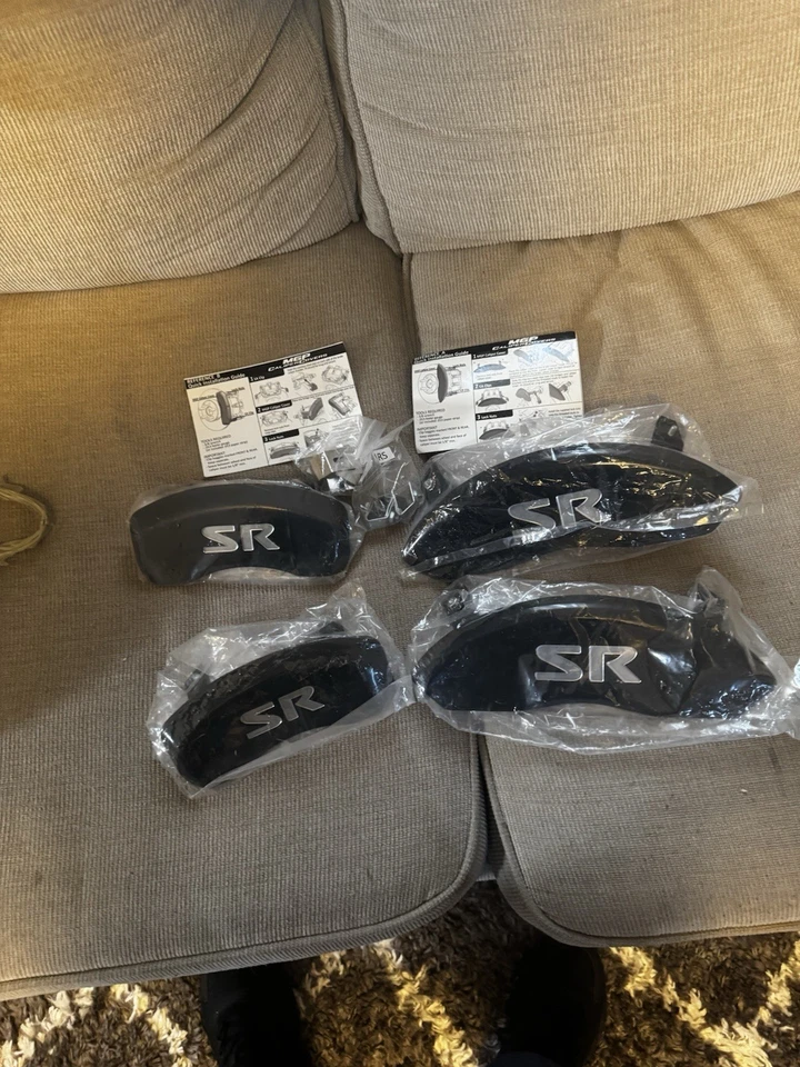 Nissan Altima Sr 2016 cubiertas de pinza delanteras y traseras Foto 1 de 1