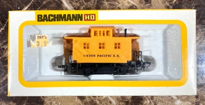 Bachmann HO Scale Union Pacific Railroad Old Time Bobber Caboose 43-1027-01 NIB - Image 1 of 4