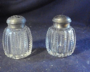 Cut glass salt shakers pair pepper zipper prizm cut pewter tops - Picture 1 of 3