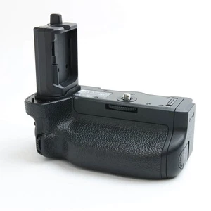 SONY VG-C4EM Vertical Grip (for a7R IV/a9 II Cameras) -Near Mint- #490 - Picture 1 of 12