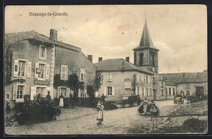 CPA Bezange-la-Grande, vue de la rue avec l'Église et Café-Restaurant 1915 - Picture 1 of 2