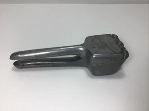 Vintage IRVINWARE Aluminum Metal Handheld Ice Press Crusher Barware Bar Tool 7" - Picture 1 of 4