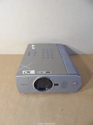SANYO PLC-SU20B Projector Beamer SVGA 3LCD 1200 Lumens - TESTED OK - EXCL REMOTE - Bild 1 von 4