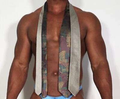 2 MEN'S TIE LOT HALSTON & GIVENCHY - Image 1 of 3