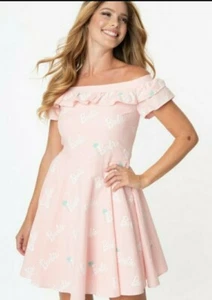 Neu ohne Etikett Stitch Shoppe by Loungefly Barbie Kleid Größe 1X rosa Kurzarm Schulter - Bild 1 von 6