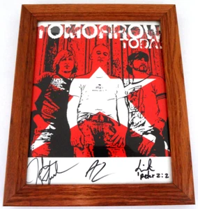 TOMORROW TODAY BAND SIGNED HANDSIGNIERT GERAHMT 8X10 PROMO DRUCK MUSIK SOUVENIR - Bild 1 von 7