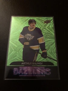 2020-21 Upper Deck Dazzlers Green #DZ121 Arthur Kaliyev - Picture 1 of 2