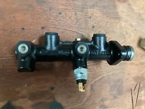 vw golf mk1 audi brake master cylinder 32966258 - Picture 1 of 3