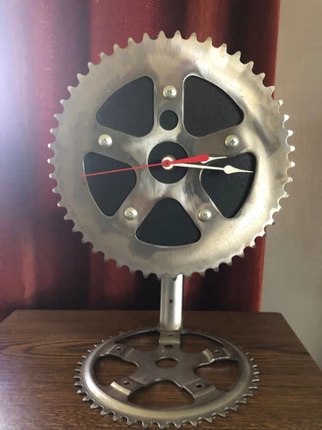 Bicycle Table Clock Sculpture Bike Metal Desk Clock Creative Decor Cover