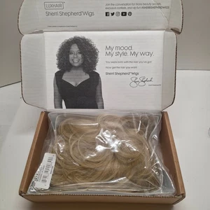 Sherri Shepherd LUXHAIR Modern Curls Caramel Blonde Hair Piece Wig Topper - Picture 1 of 3