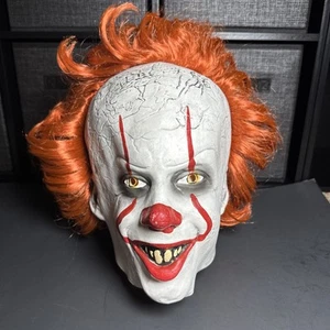 IT Chapter 2 Pennywise Mask Halloween Stephen King Clown Creepy Haunted House - Picture 1 of 10