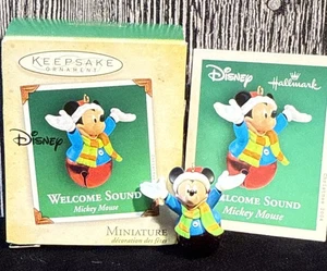 2004 Hallmark Andenken Miniatur Ornament "Willkommen Sound" Mickey Mouse KOSTENLOSER VERSAND - Bild 1 von 4