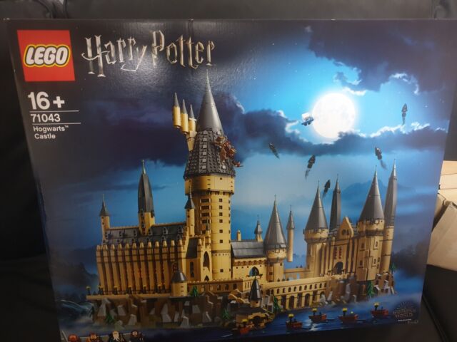 LEGO Harry Potter O Castelo de Hogwarts, Kit de Construção Mágica com  Microfiguras de Harry, Hermione, Ron e Dementors