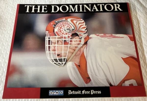 The dominator Dominik Hašek 8x10 Detroit Free Press - Picture 1 of 2