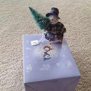 Figura coleccionable de muñeco de nieve Snowfolk: Francis Frost-Winter Wonderland - Imagen 1 de 6