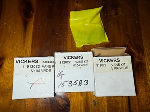 VICKERS NOS 912022 V104/105 VANES D - Picture 1 of 1