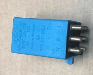 Mercedes W123 wagon 280TE,300TD,300TDT rear wiper motor relay 1238210163 - Picture 1 of 3