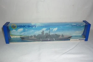 MINIC SHIPS - DIECAST BY HORNBY - KM BISMARCK - 1:1200 - OVP - (1.BO-1) - Picture 1 of 3