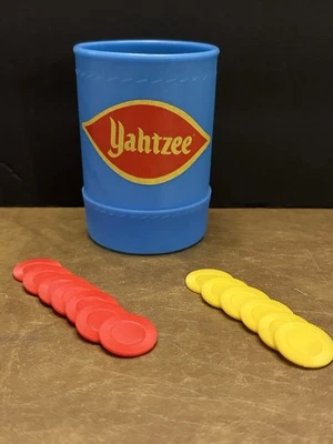 Taza y astillas Yahtzee Vintage 1978 repuesto  Foto 1 de 4