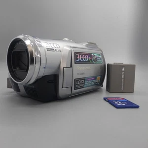 Panasonic 3CCD NV-GS300 Handheld MiniDV Cassette Camcorder Silver Tested - Picture 1 of 9