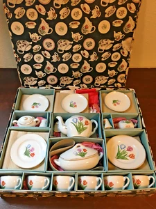 Kinder Vintage Geschirrset, Made Japan, Service für 6, 34 Teile inkl. Deckel, - Bild 1 von 16