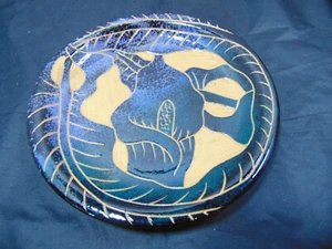 Wassi Art Pottery - Piatto Giglio Blu 7,5" Giamaica - 2005 - Foto 1 di 7