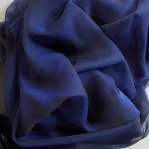 1.5 YDS x 44 INCH Wide 100% Iridescent Blue Black Silk Chiffon Fabric Remnant - Picture 1 of 3