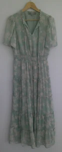 Maxi Vestido Berkley Jensen Cuello en V Floral Manga Corta Volantes Verde Forrado Talla S - Imagen 1 de 13