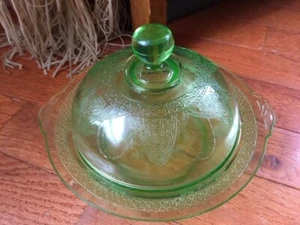 Federal Glass Co Georgian GREEN Depression Glass Round Butter dish Vintage - Picture 1 of 12