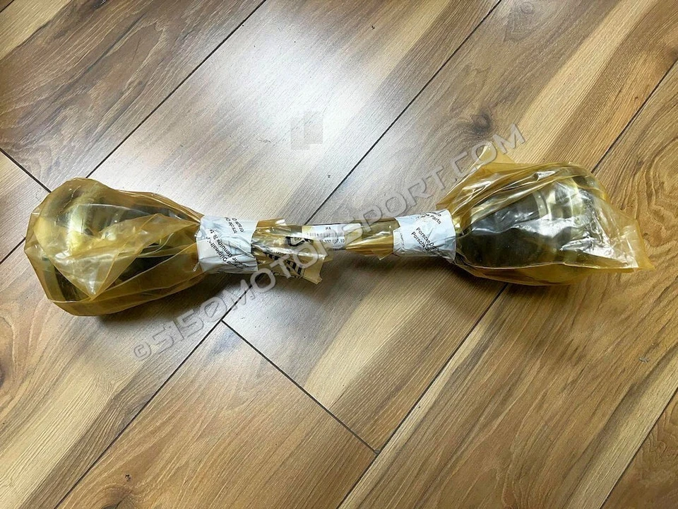 Conjunto de eje trasero L o R genuino Porsche 911 Turbo (86-89) 93033203710 Foto 1 de 2