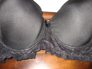 Black Fuchsia,Bra,Black, Lace Accent, Underwire,Adjusting straps, 40D - Picture 1 of 5