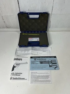 GENUINE SMITH & WESSON HARD SIDED PLASTIC BLUE CASE MODEL 642 .38 CAL W/ MANUAL - Picture 1 of 11