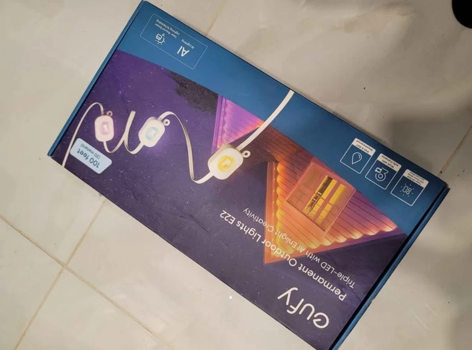 Постоянные уличные фонари eufy E22, 100 футов с 60 тройными светодиодными лампами, умные RGBWW - Изображение 1 из 1