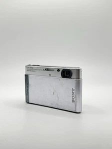 Sony Cyber-shot DSC-T90 12.1MP DigiCam (Zeiss Lens) - Silver + battery - TESTED - Picture 1 of 6