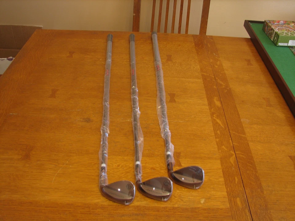 NEW BETTINARDI 5.0 HLX WEDGE SET 52C - 56RJ - 60C  RH RARE OIL RUB BRONZE - Image 1 of 4