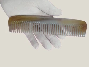 Beard Comb Natural Black Ox Buffalo Horn & Sandalwood Handle, Women Men hair New - Picture 1 of 6