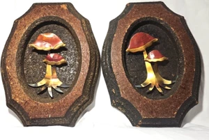 Set Of 2 Vintage 1988 Handcrafted Metal Mushrooms Pressed Wood Frame 7"×5½"×1" - Picture 1 of 5