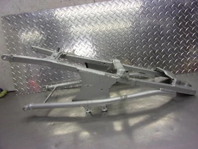 650 A TRIUMPH  DAYTONA  T595 T 595 1998 OEM  SUBFRAME  SUB FRAME Foto 1 de 4