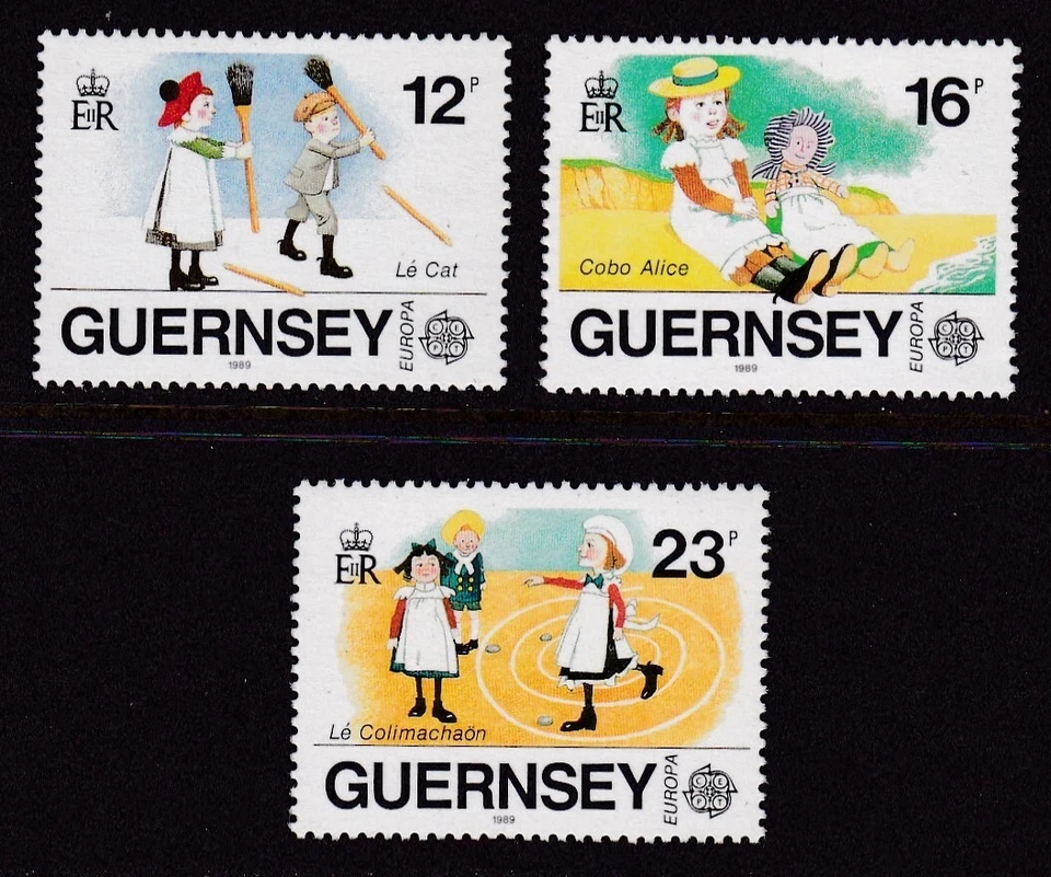 GUERNSEY #401-403 MNH CHILDREN'S TOYS & GAMES (TIP CAT, ALICE DOLL & HOPSCOTCH) - Image 1 of 1