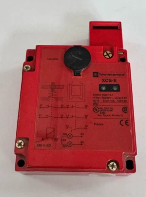 Interruptor industrial Telemecanique XCS-E 110/240V AC15 IP67 - Imagen 1 de 4