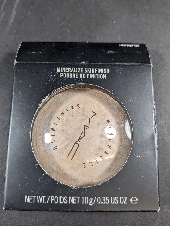 MAC MINERALIZE SKINFINISH - LIGHTSCAPADE (AA1) - BNIB - Image 1 of 1