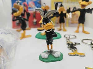 Daffy Duck Warner Bros. Vintage Figurine Lot 80s & 90s Figures Keychains Bow... - Picture 1 of 14